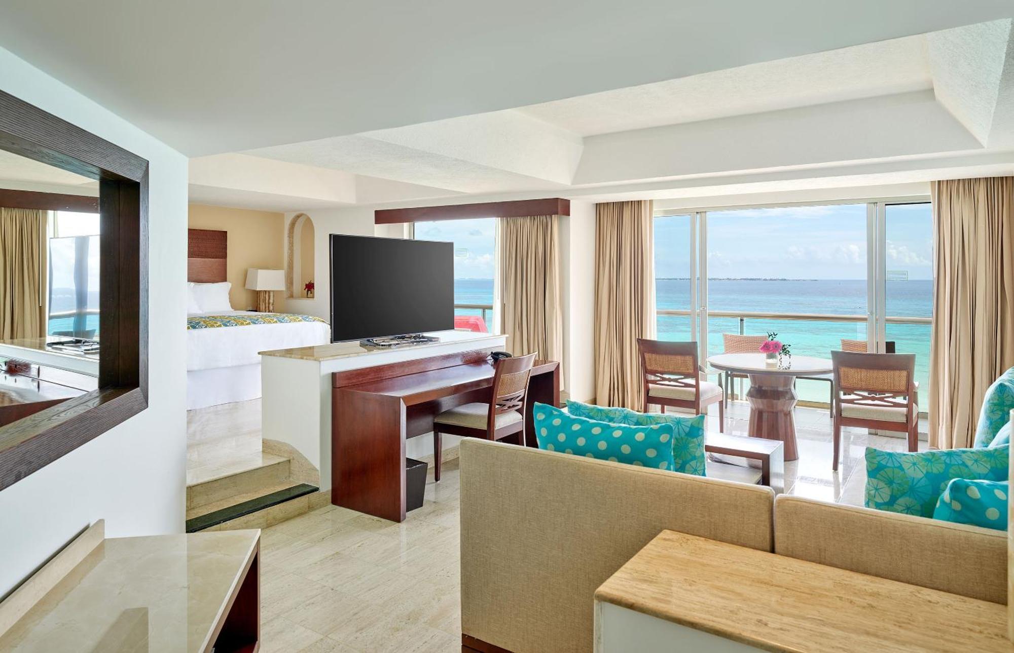 Infinite Ocean Front Two Bedroom Master Suite