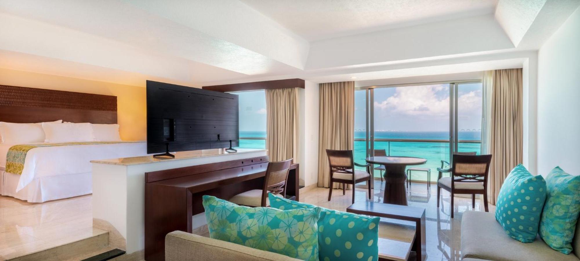 Infinite Ocean Front Two Bedroom Master Suite