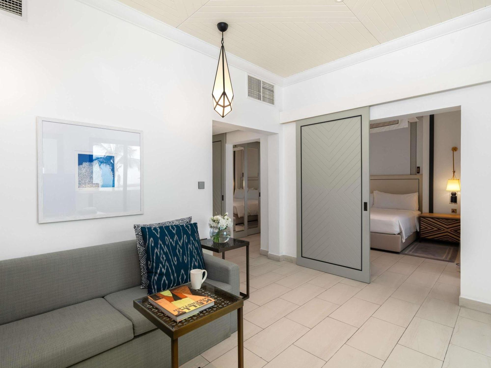 One Bedroom Premium Suite Beach Access