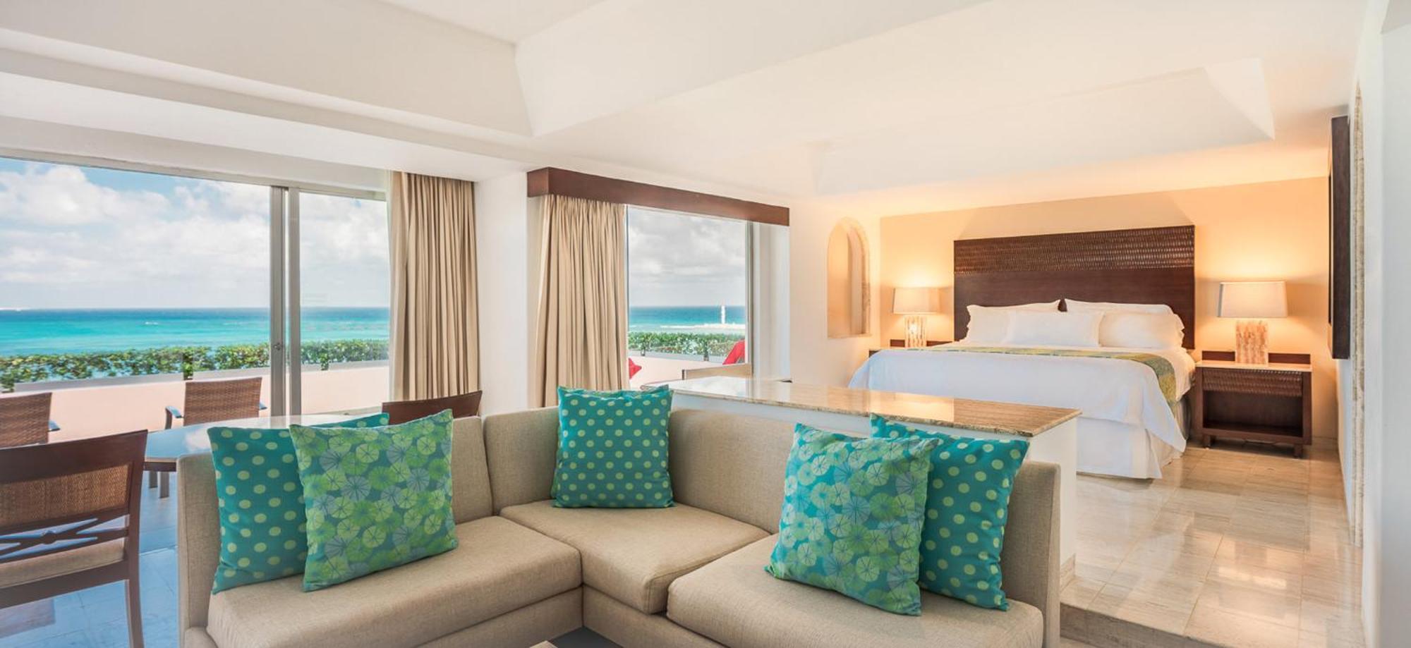 Infinite Ocean Front Honeymoon Master Suite