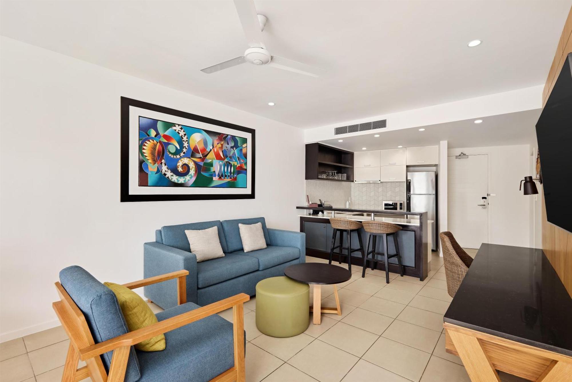 Garden Courtyard One-Bedroom Suite