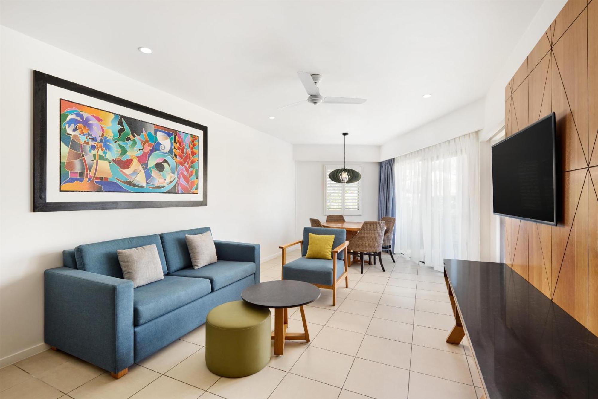 Courtyard Two-Bedroom Family Suite
