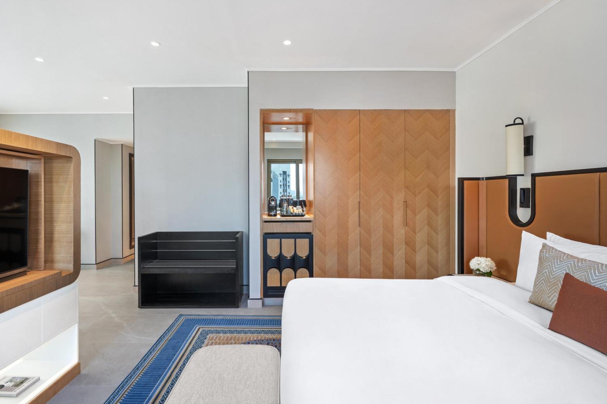 Junior Suite Newly Renovated Evening Drinks & Canapes Section