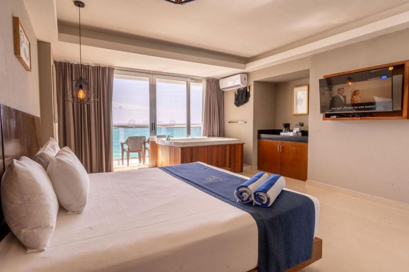 Deluxe Double Room with Bath