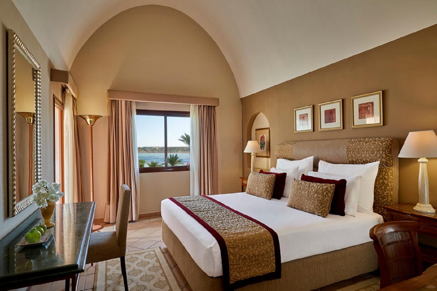 Junior Suite, Queensize-Bett, Pool- oder Meerblick