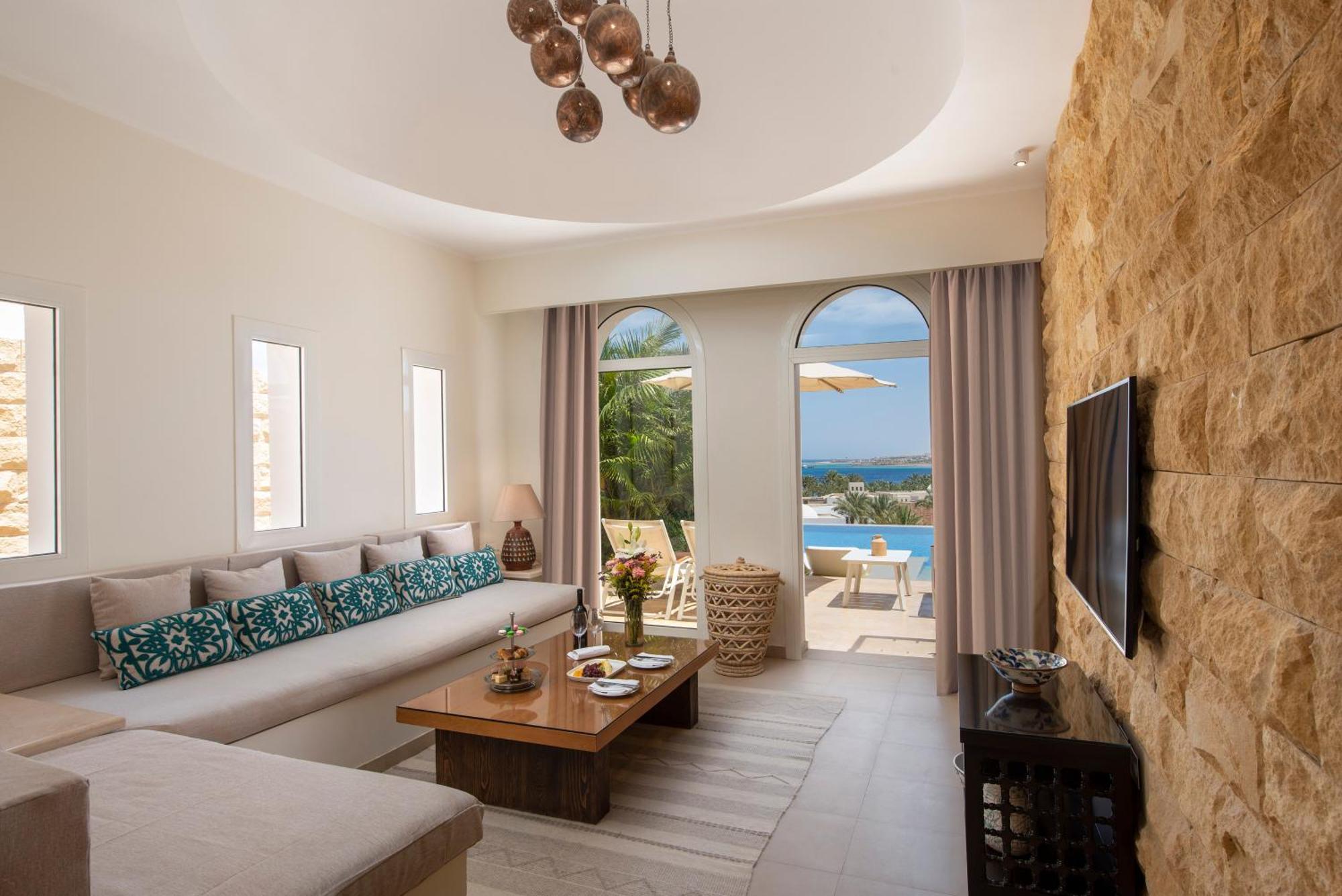 Swim-Up Villa Sea View Adults Only 16