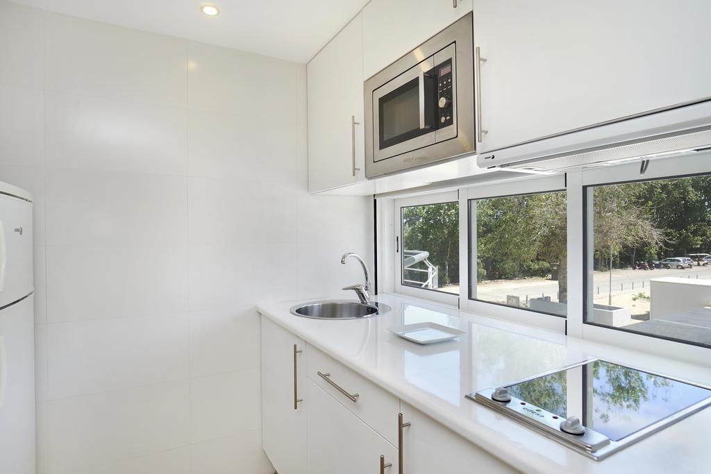 Superior Studio (2 Adults + 2 Children)
