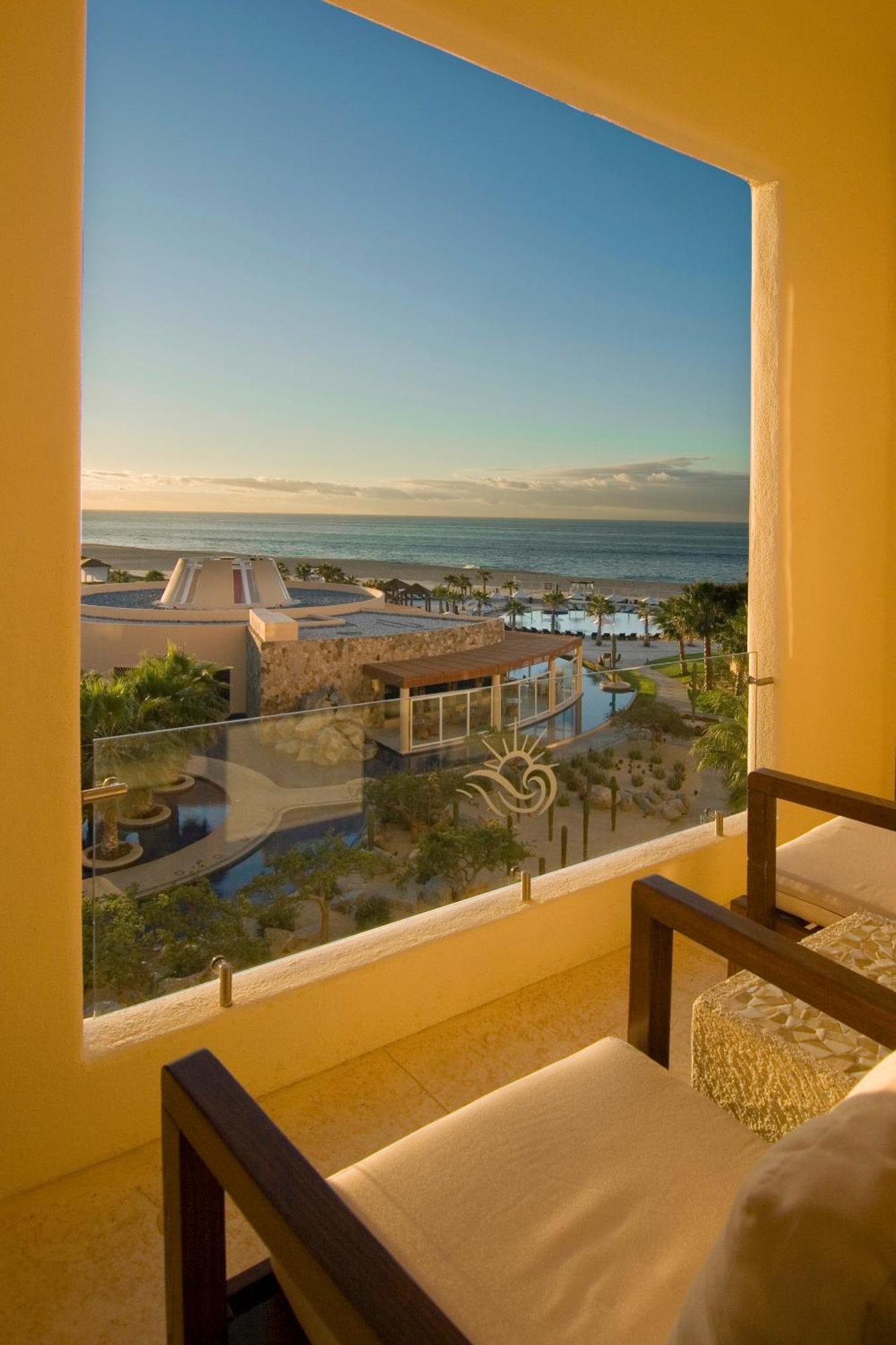 Deluxe Ocean View Room,641679216:JPEG