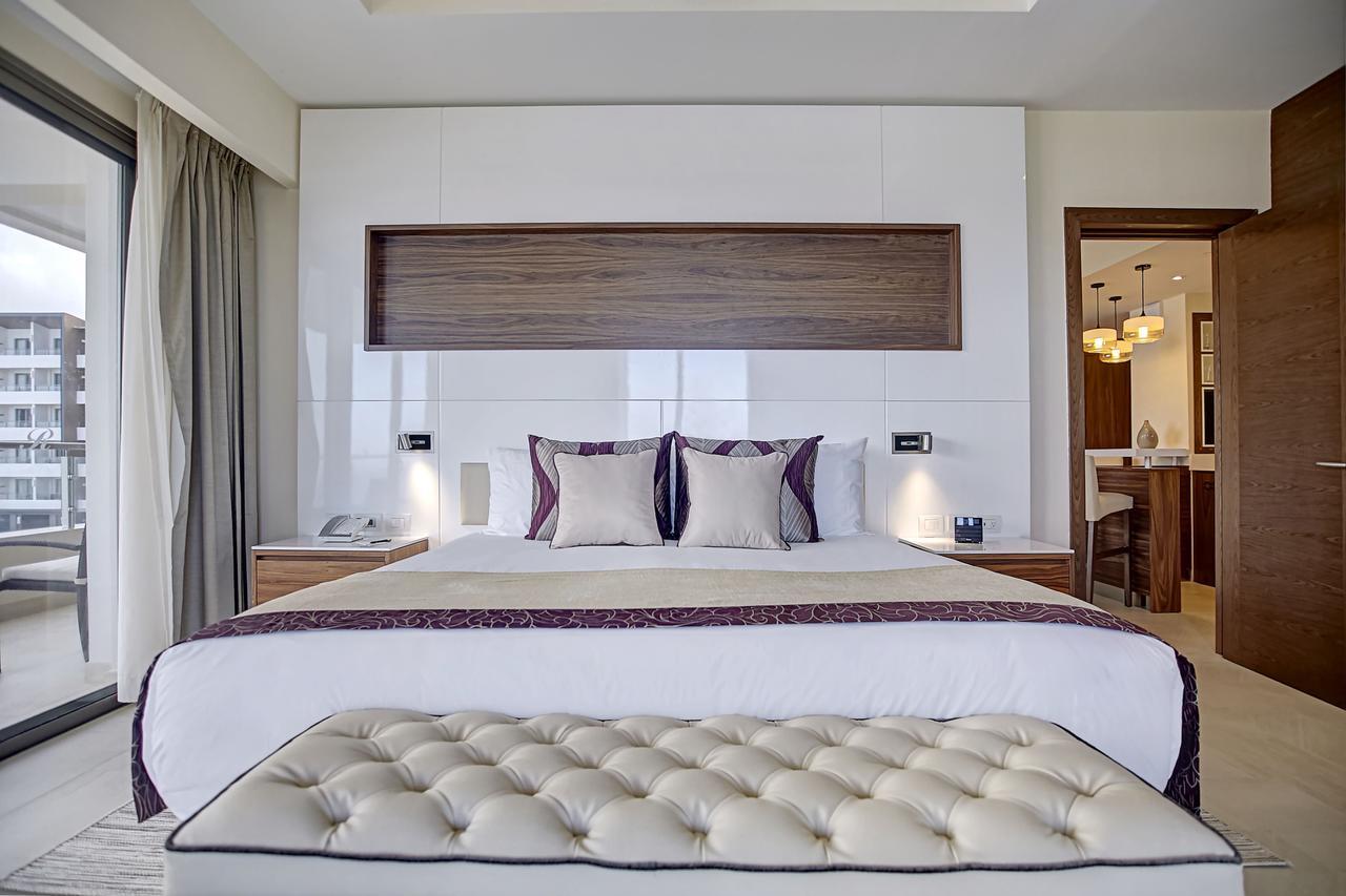 Luxury Penthouse One Bedroom Suite Ocean View Terrace Jacuzzi Diamond Club,933398059:JPEG