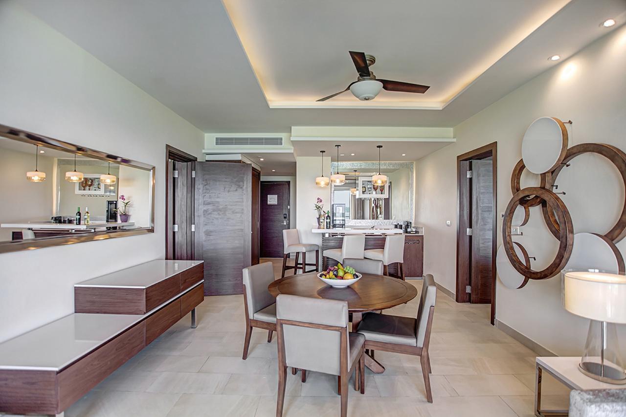 Luxury Presidential One Bedroom Ocean View Diamond Club