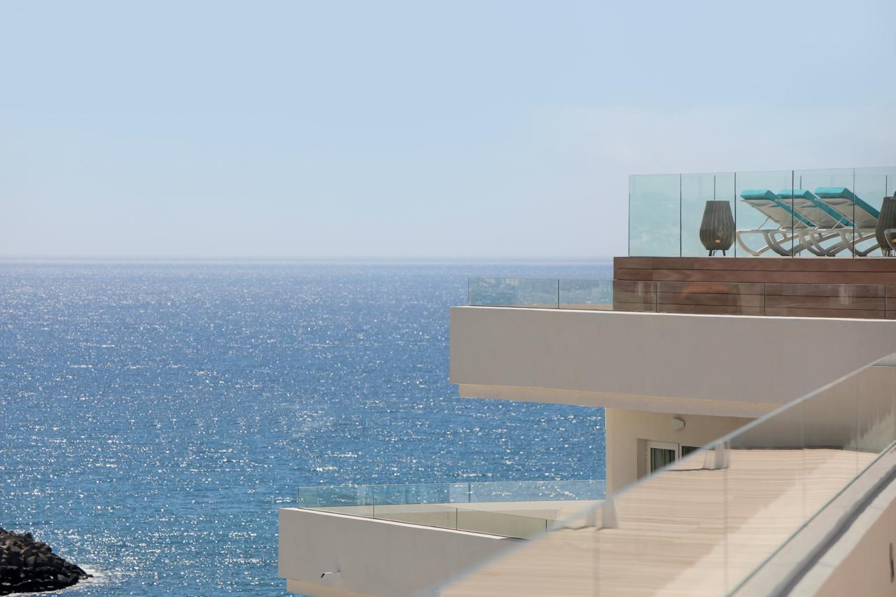Star Prestige Double Room with Side Sea View and Executive Lounge Access