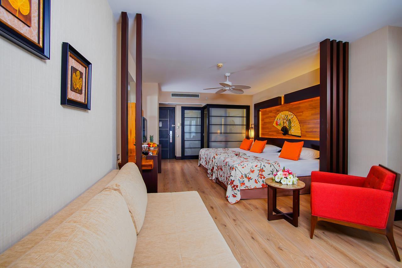 Deluxe Double or Twin Room with Sea View,633072921:JPEG