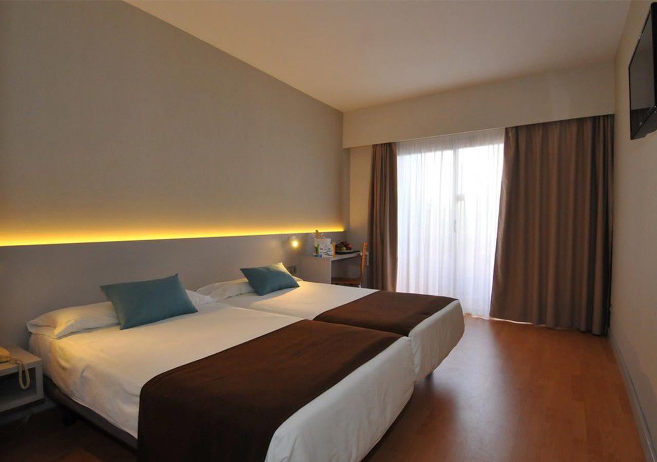 Standard Double or Twin Room (2 Adults)