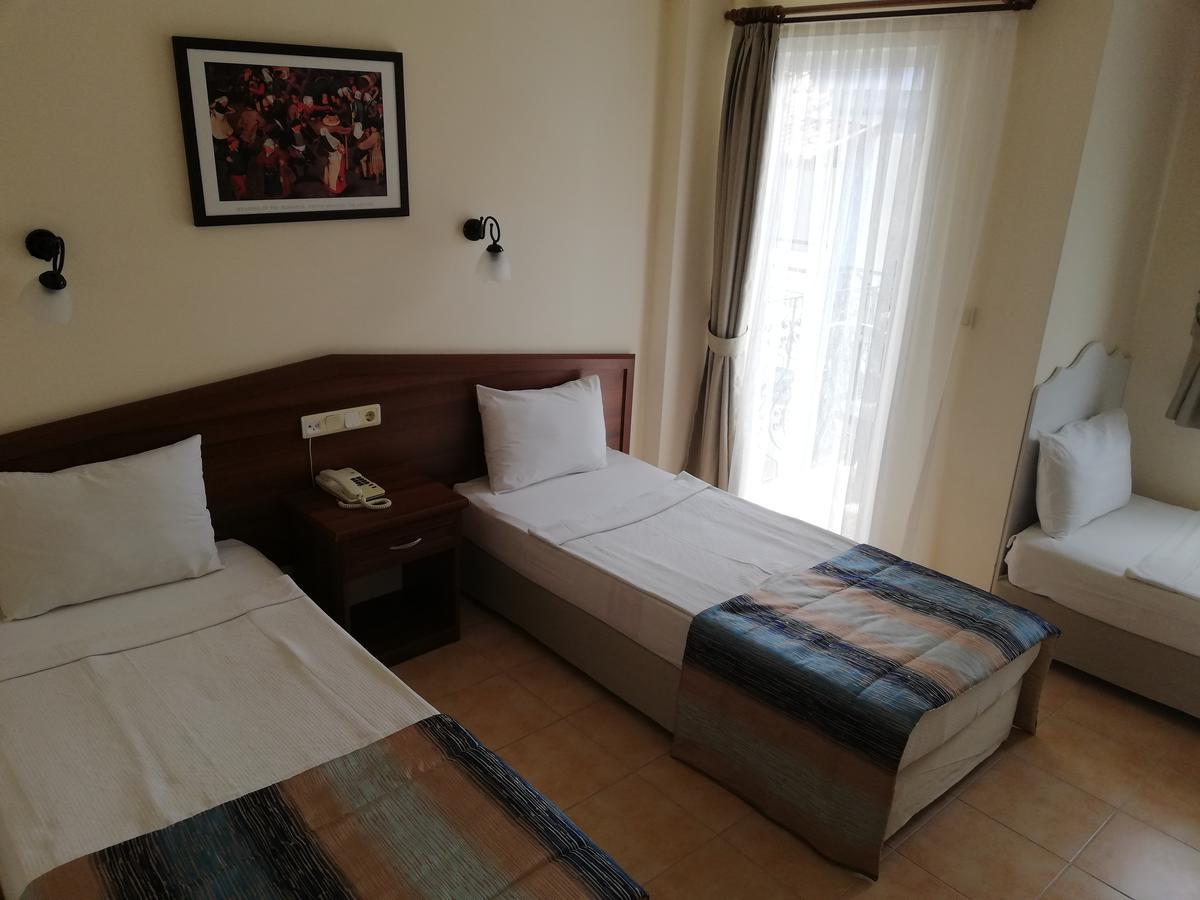 Standard Double or Twin Room,665434089:JPEG