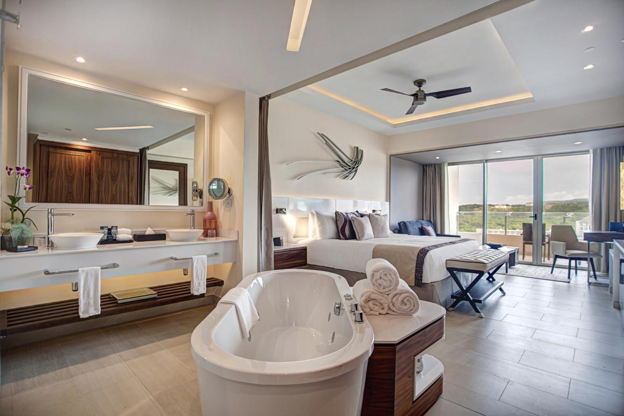 Luxury Junior Suite Ocean View,698478159:JPEG