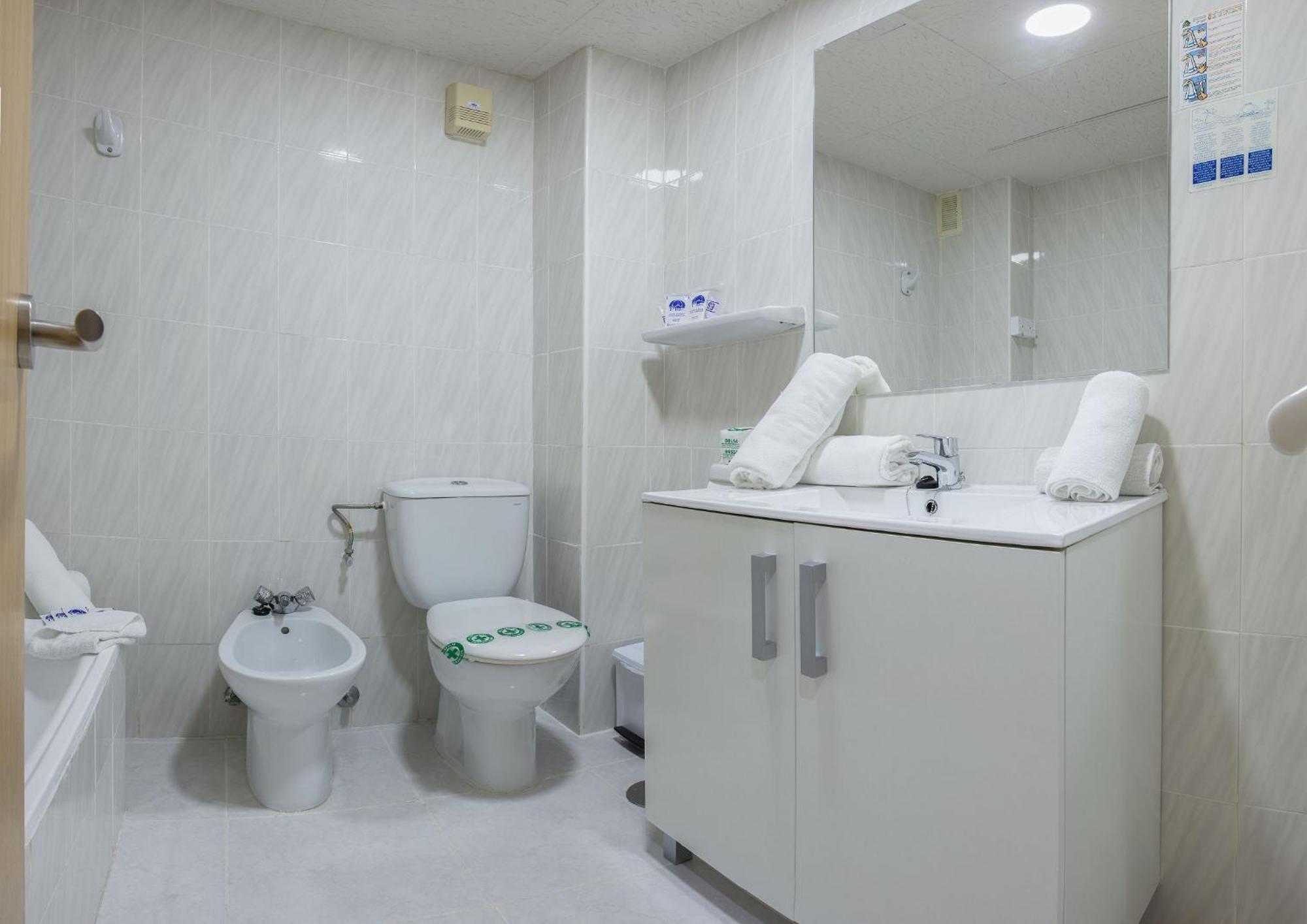 Standard Double Room (3 Adults)