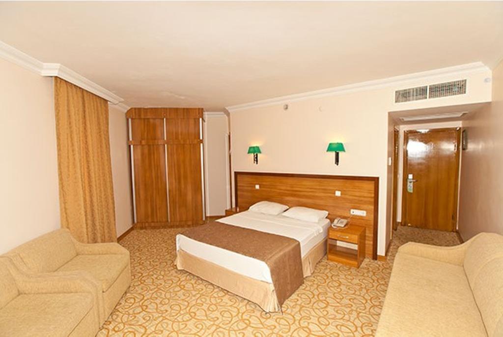 Club Room