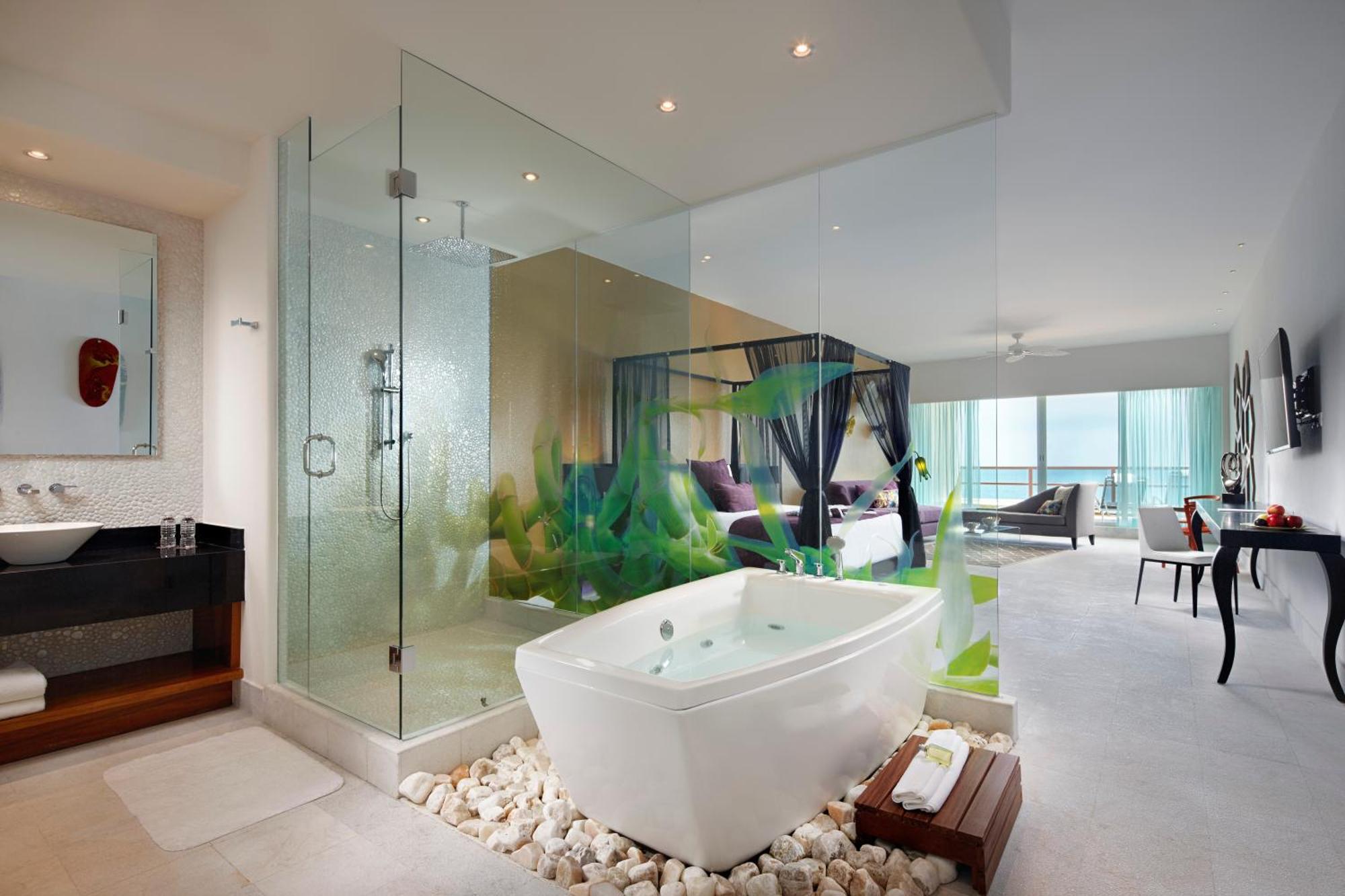 Ocean Front Suite