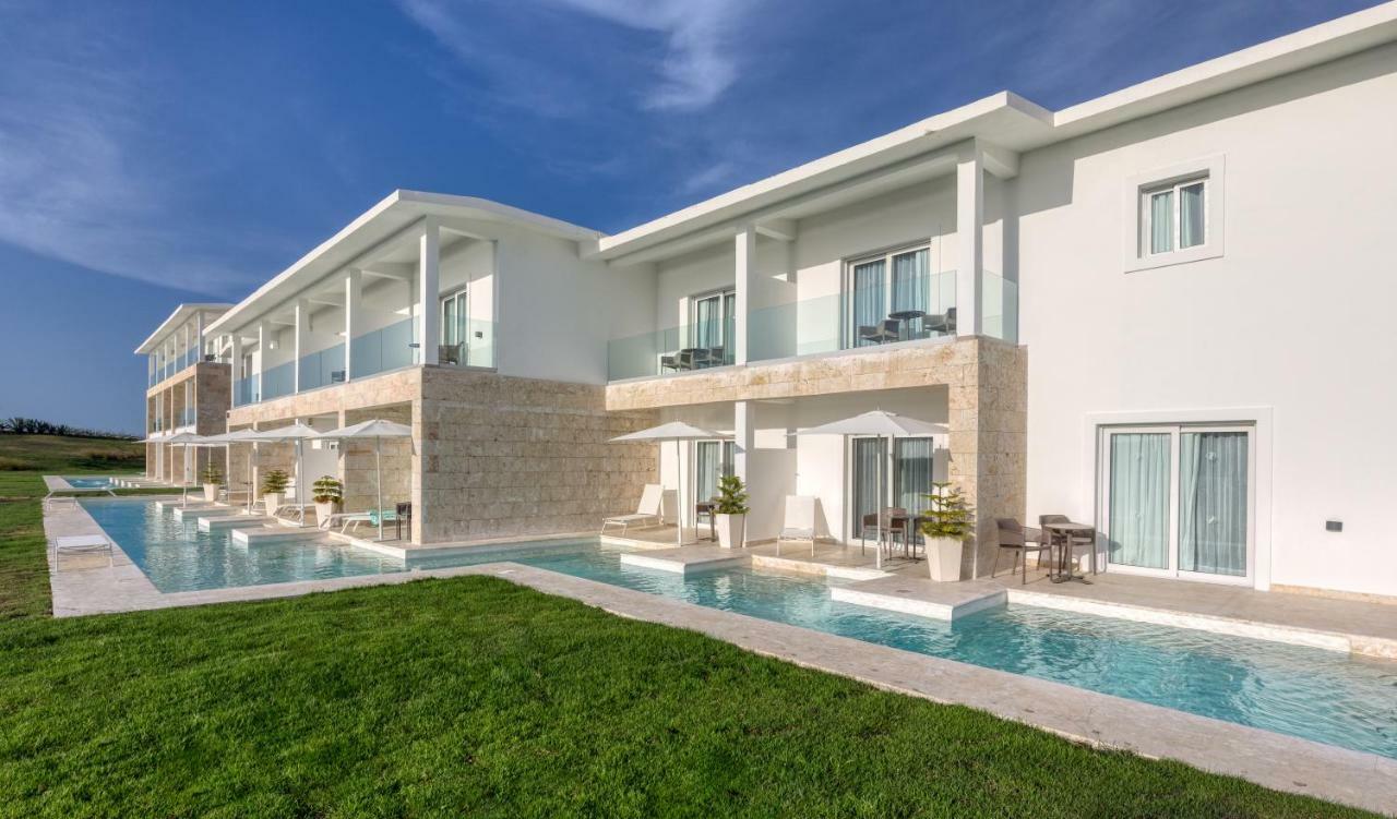 Senator Swim Up Suite Ocean View