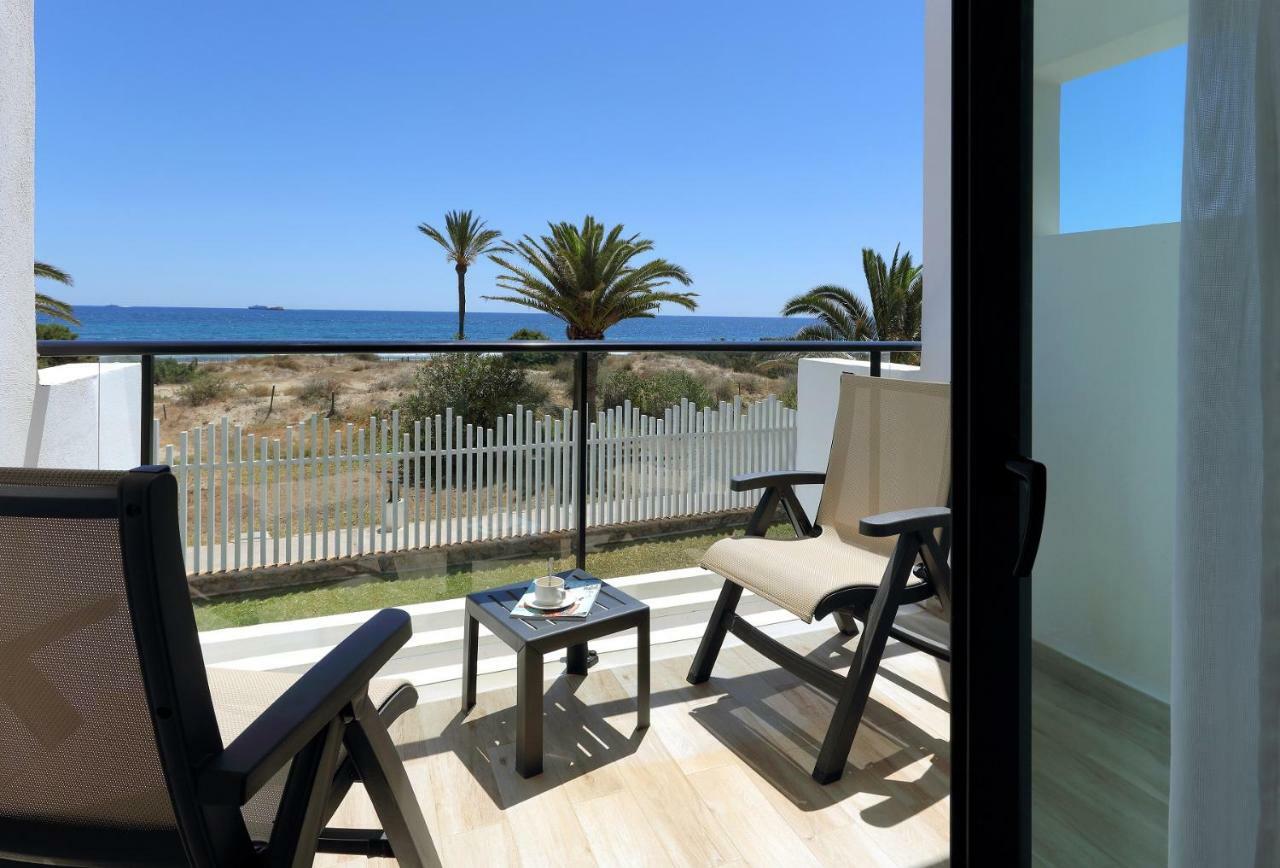 Deluxe Seafront View
