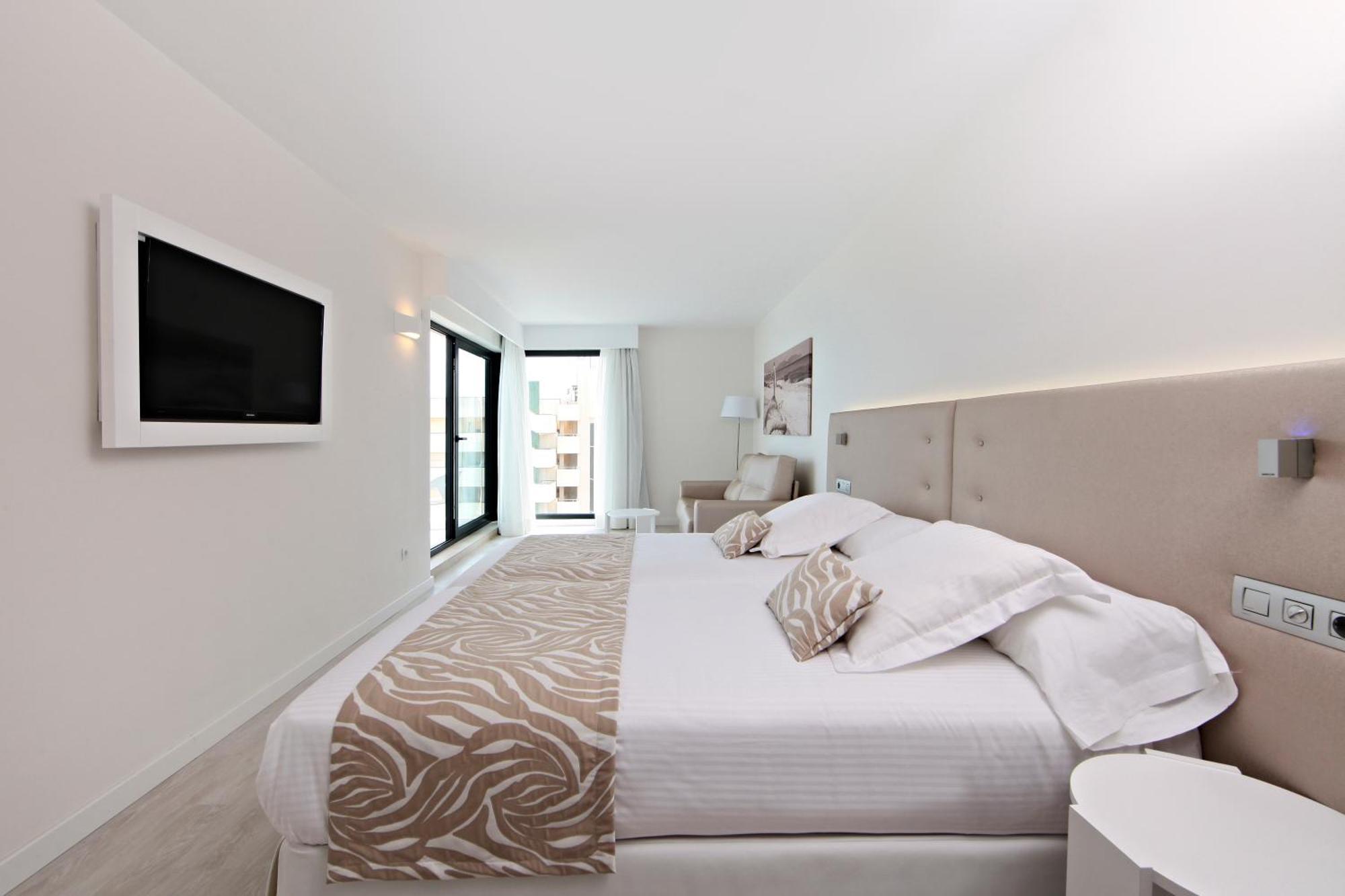 Double or Twin Room,1207501567:JPEG