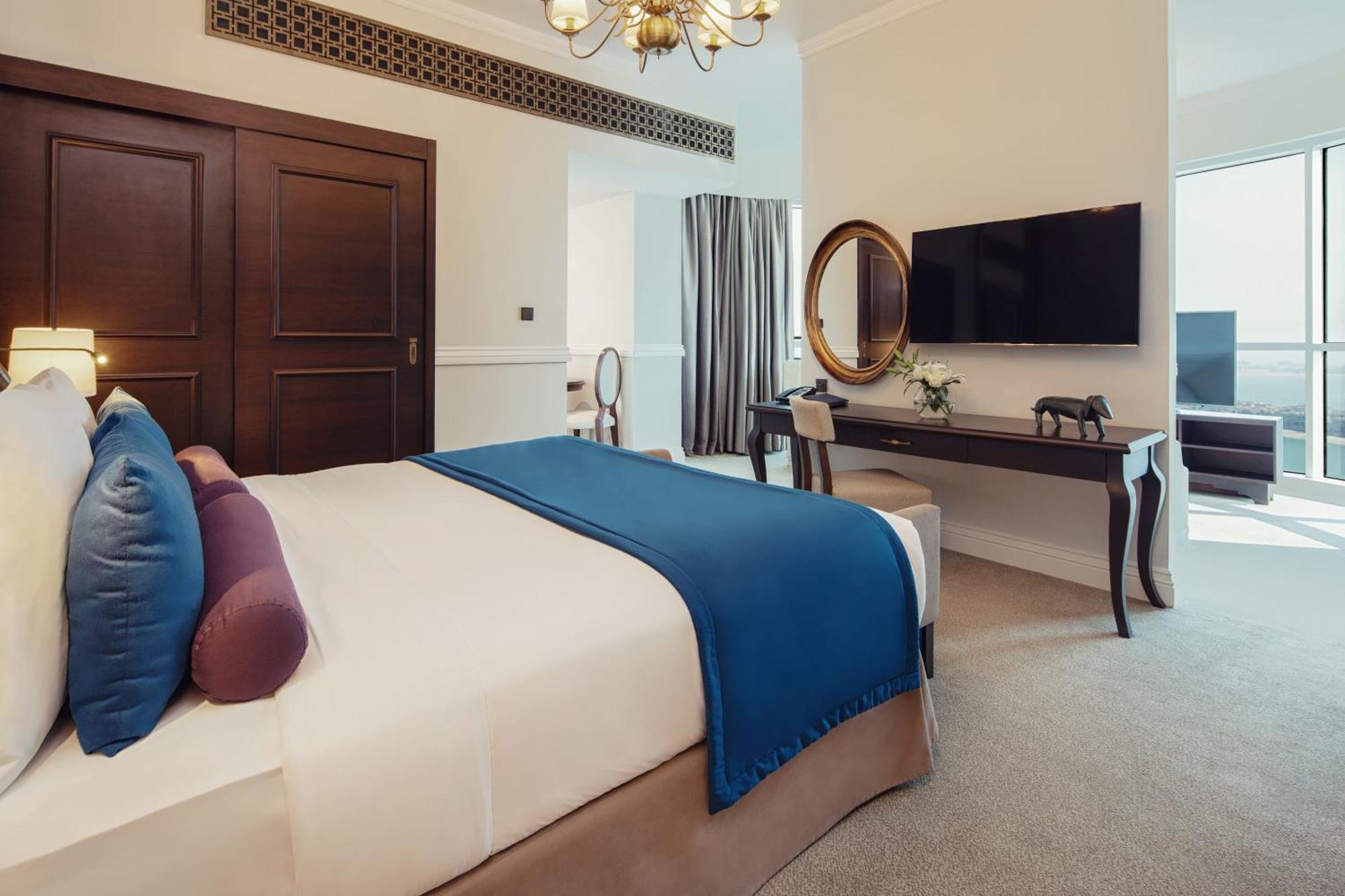 Deluxe Suite Executive Lounge Access Private Beach Infinity Pool Lazy River & Kids Club Access
