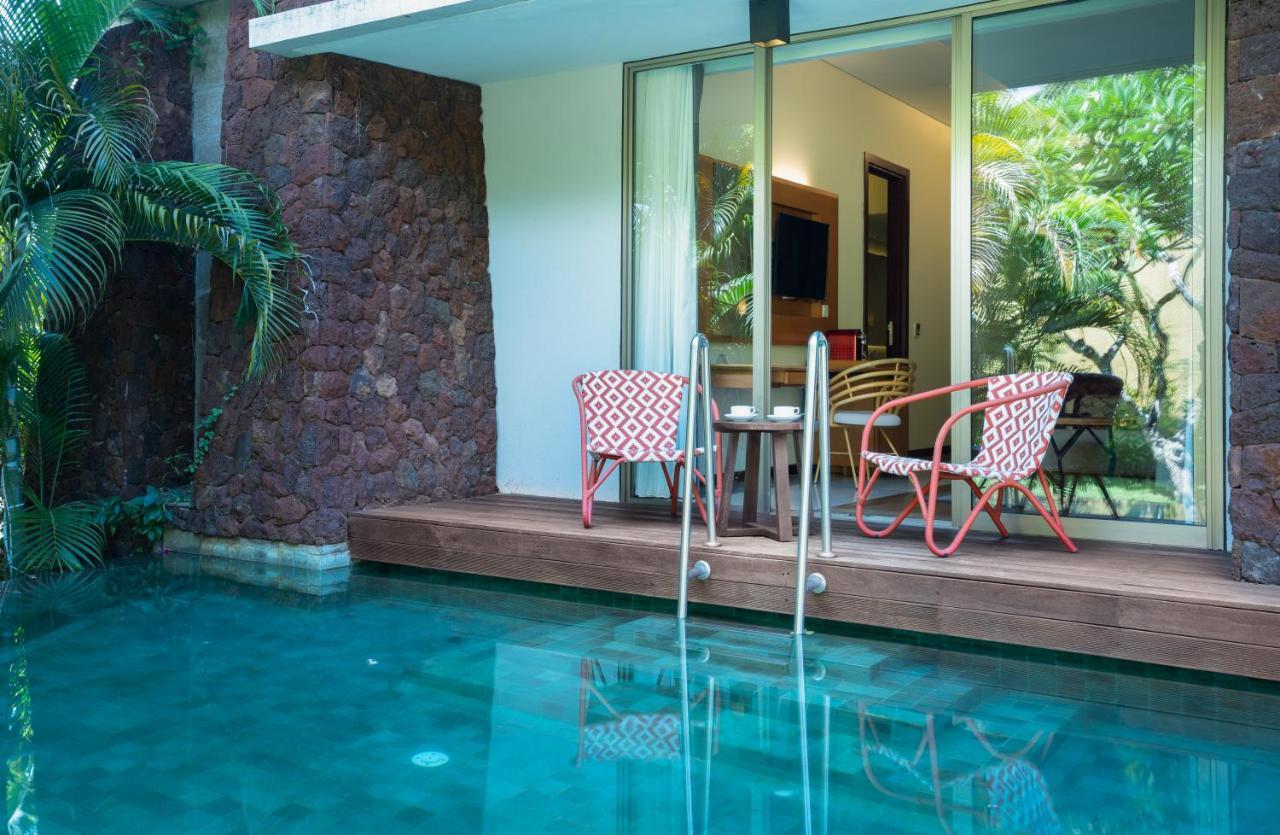 Deluxe Double or Twin Room with Pool Access