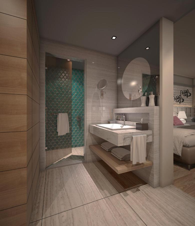 Swim Up Room,1009778521:JPEG