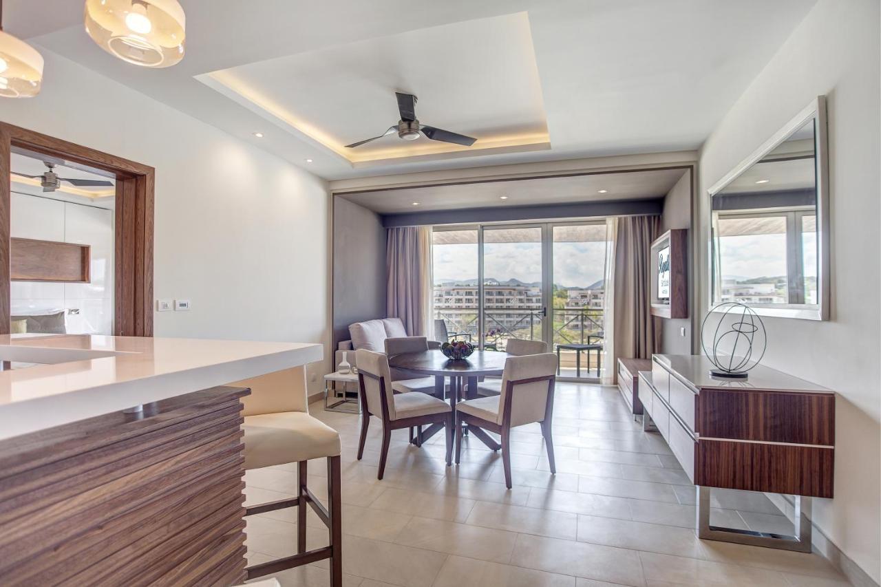Luxury Presidential one Bedroom ocean view