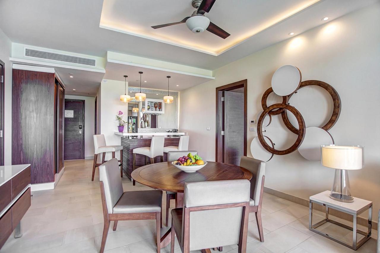 Luxury Presidential One Bedroom Ocean View Diamond Club