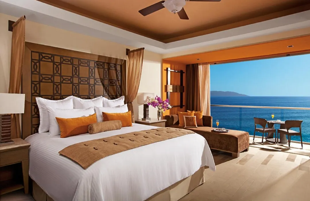 Dreams Vallarta Bay Resorts & Spa-1