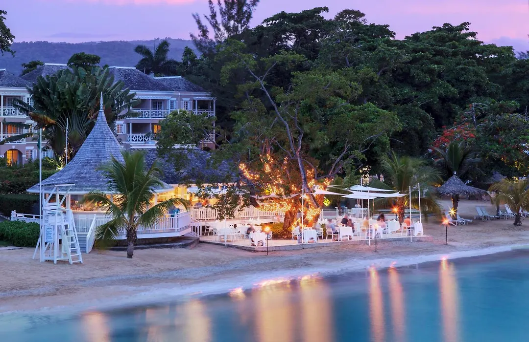 Couples Sans Souci (Adults Only)-1