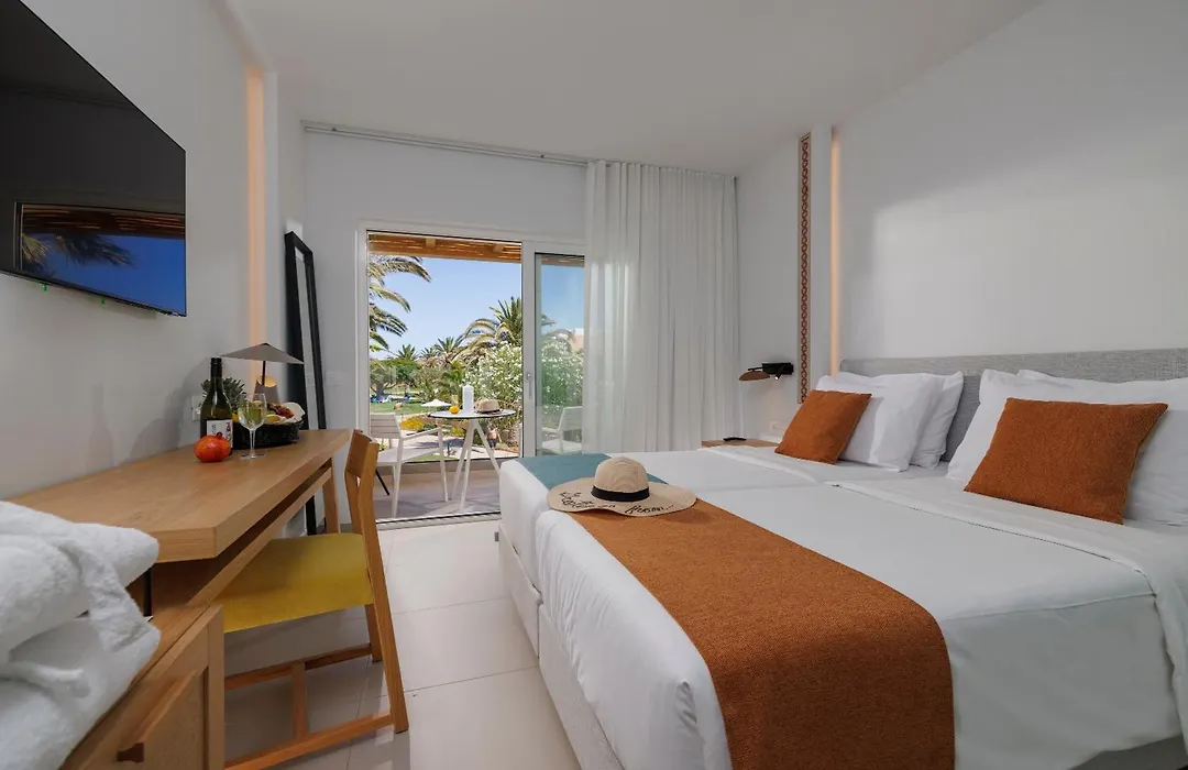Anissa Beach Hotel-1