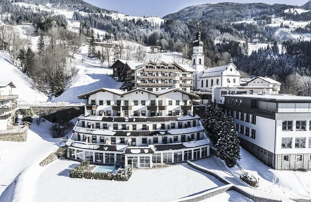 Ferienhotel Hoppet-1