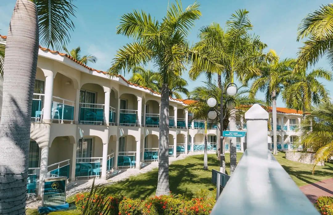 Lifestyle Tropical Beach Resort & Spa All Inclusive (Adults Only)-1