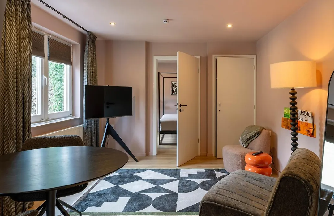 Hotel Riche-1