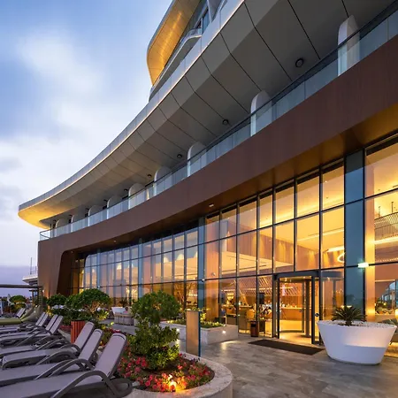 Hampton By Hilton Marjan Island-2