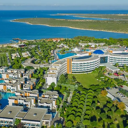Aquasis De Luxe Resort & Spa-3