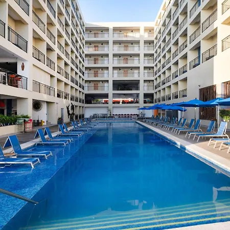 Decameron La Marina Guayabitos, Ramada All-Inclusive Resort-2