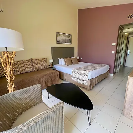 Hotel Fleur D'Epee-3