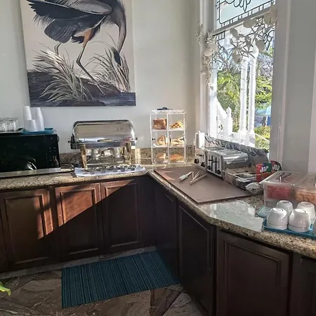 Southernmost Point Guest House & Garden Bar-2