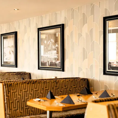 Cliffs Hotel-2