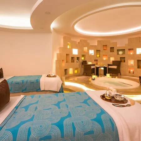 Altitude At Krystal Grand Cancun-3
