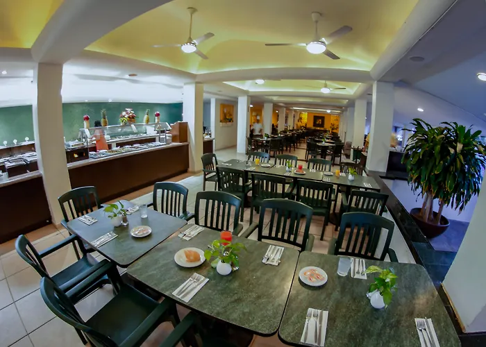 Plaza Pelicanos Club Beach Resort All Inclusive Puerto Vallarta