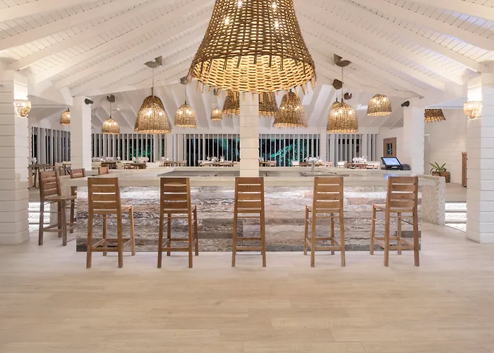 Palm Island Resort & Spa