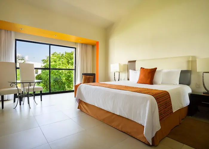 Sunscape Akumal Beach Resort & Spa