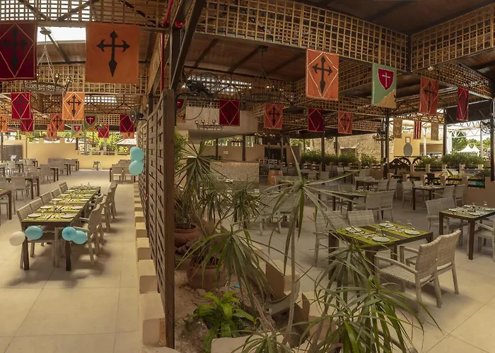 Magic Robin Hood Hotel El Albir