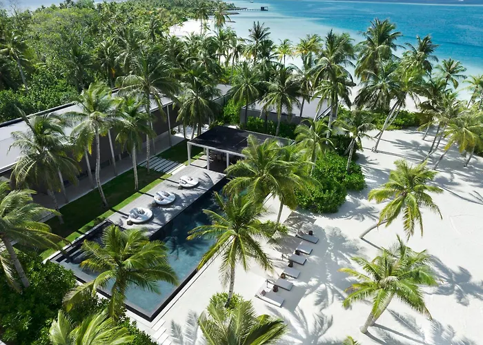 The Ritz-Carlton Maldives, Fari Islands Hotel Gaafaru