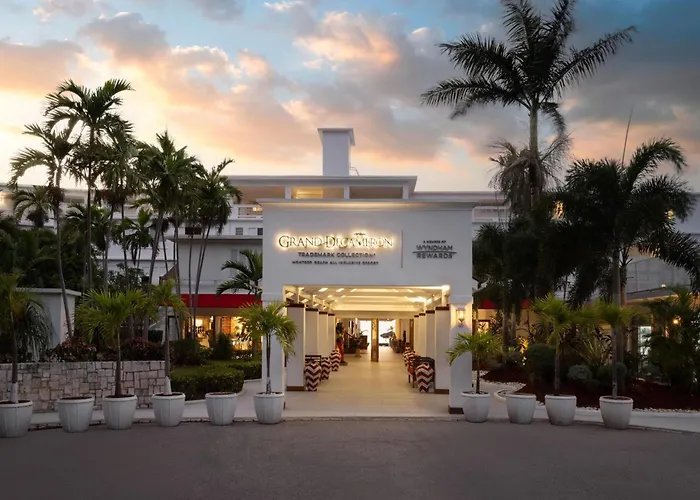 Grand Decameron Montego Beach, A Trademark All-Inclusive Resort Montego Bay
