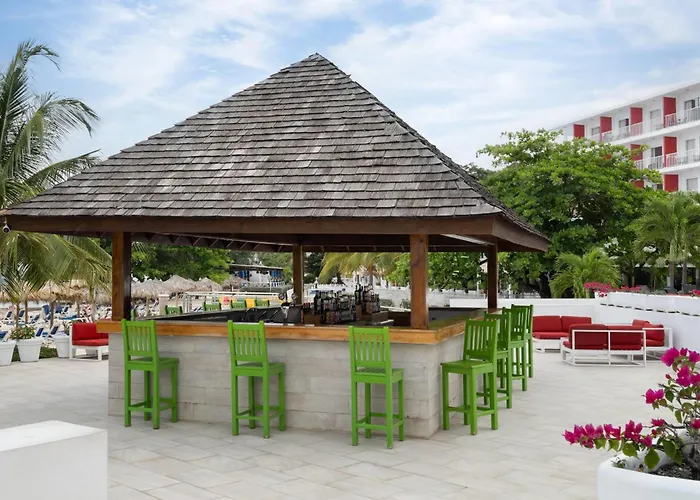 Grand Decameron Cornwall Beach, A Trademark All-Inclusive Resort Montego Bay
